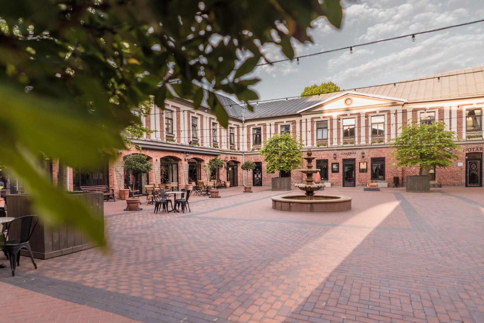 Art Hotel Roma Liepaja Luaran gambar